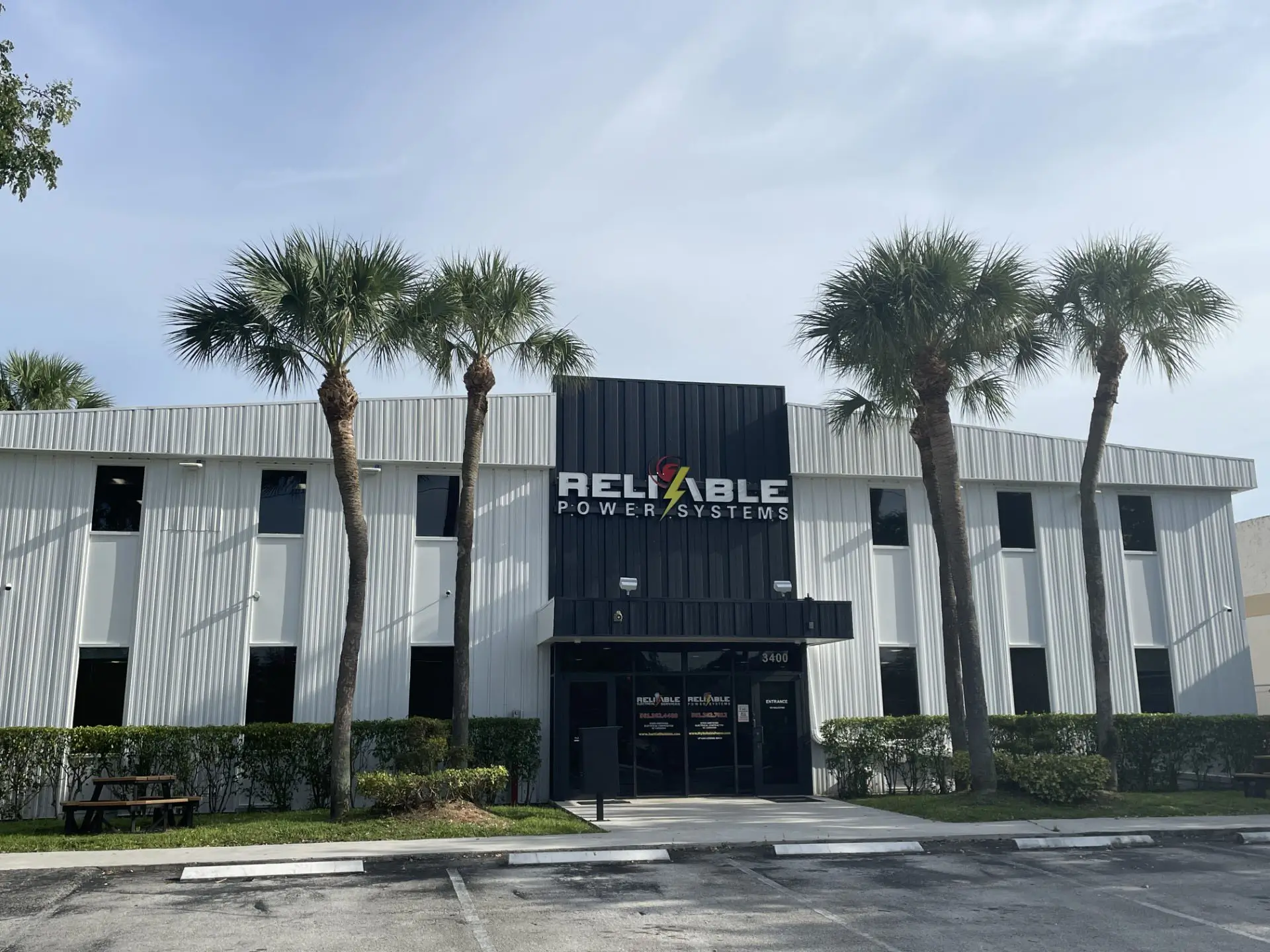 Boca Raton, FL Commercial Electricians and Electrical Services